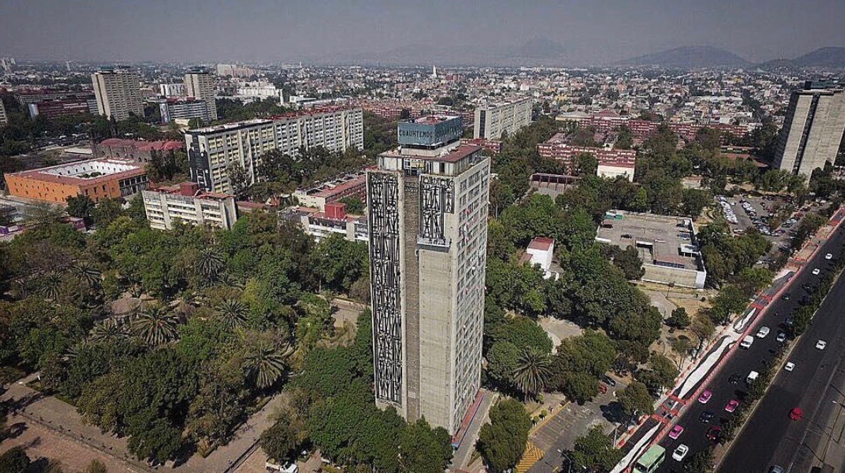 RETNA mural on Edificio Cuauhtémoc, Tlatelolco, Mexico City (2012)